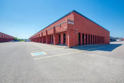 1070 Mid-way Boulevard 11-12, Mississauga, On L5t 1v8