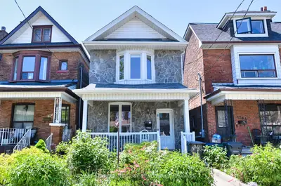1282 Lansdowne Avenue, Toronto W03, On M6h 3z8