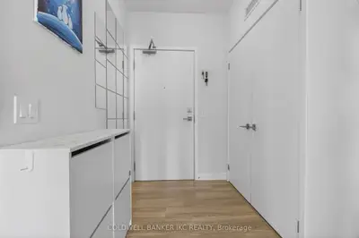 4055 Parkside Village Drive 2720, Mississauga, On L5b 0k8