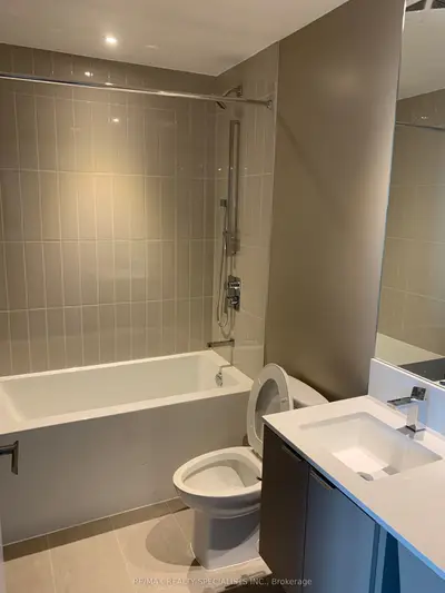 3883 Quartz Road 1802, Mississauga, On L5b 4m6