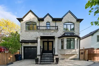 5 Kirk Bradden Road W, Toronto W07, On M8y 2g1