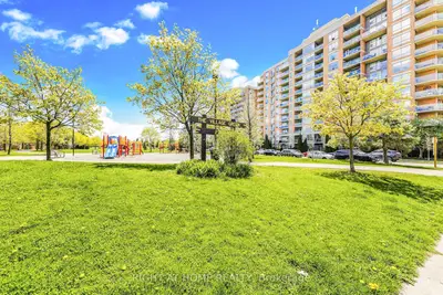 1140 Parkwest Place 502, Mississauga, On L5e 3k9