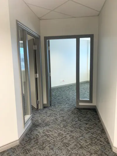 2601 Matheson Boulevard E 209, Mississauga, On L4w 5a8