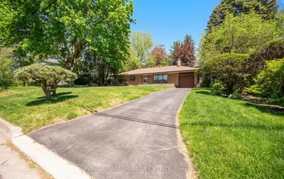 2585 Jarvis Street, Mississauga, On L5c 2p9