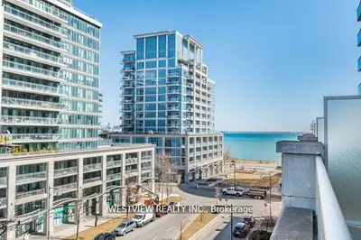 16 Brookers Lane 405, Toronto W06, On M8v 0a5
