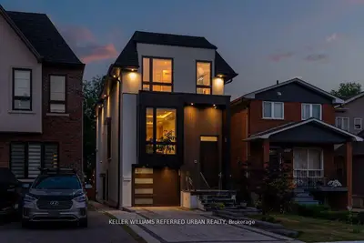 327 Melrose Street, Toronto W06, On M8z 1g7