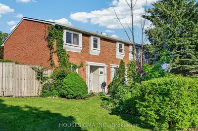 15 Centennial Park Road S 90, Toronto W08, On M9c 4w8