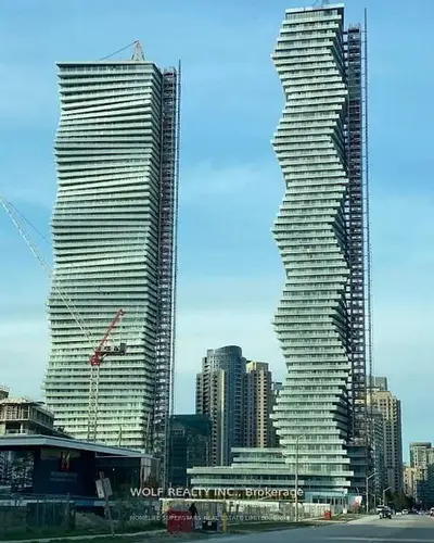 448 Burnhamthorpe Road W Th106, Mississauga, On L5b 0m3