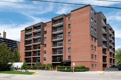1017 Seneca Avenue 508, Mississauga, On L5g 3x5