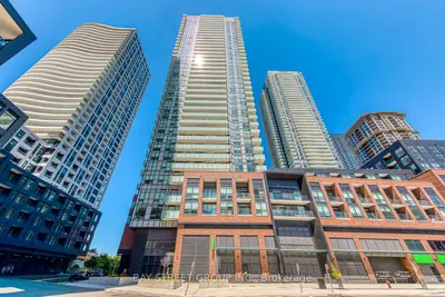 4130 Parkside Village Drive 2507, Mississauga, On L5b 3m8