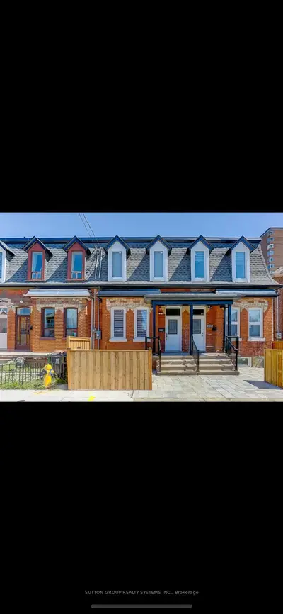 213 Osler Street 2nd Fl, Toronto W03, On M6n 2z2