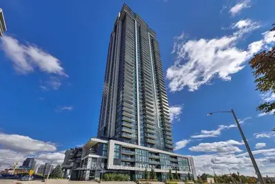 3975 Grand Park Drive 1502, Mississauga, On L5b 4m6