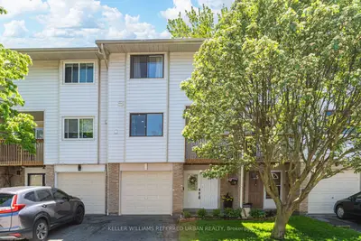 6540 Falconer Drive 64, Mississauga, On L5n 1m1
