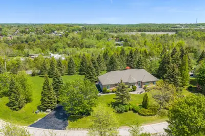 2 Trillium Terrace, Halton Hills, On L7j 2w8
