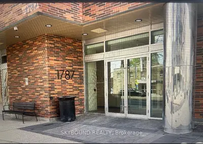 1787 St. Clair Avenue W 627, Toronto W03, On M6n 0b7