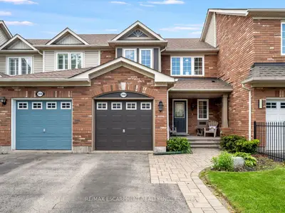 2448 Wooden Hill Circle, Oakville, On L6m 4e3