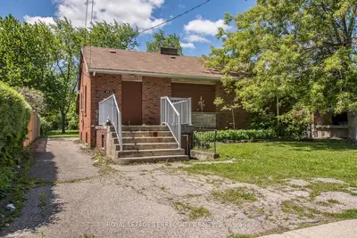 3056 Parkerhill Road, Mississauga, On L5b 1v5