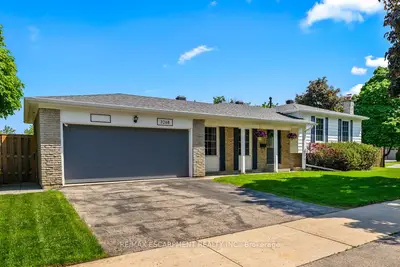 3268 Mainsail Crescent, Mississauga, On L5l 1h2