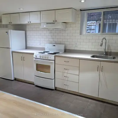 1487 King Street, Toronto W01, On M6k 1j4