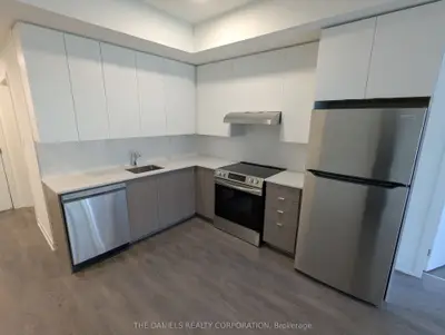 135 Canon Jackson Drive 110, Toronto W04, On M6m 0c3