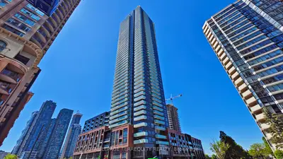430 Square One Drive 4502, Mississauga, On L5b 0l6