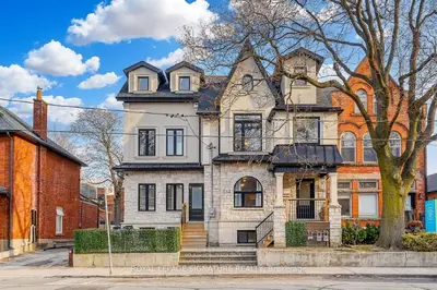 252 Annette Street 1, Toronto W02, On M6p 1r1