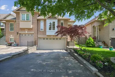 2225 Hummingbird Way, Oakville, On L6m 3z6