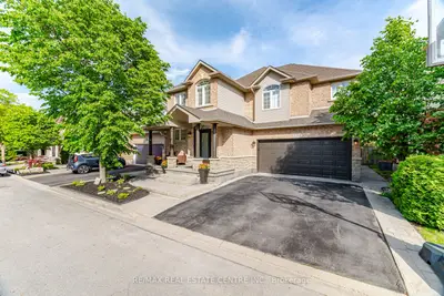 5388 Kindos Street, Burlington, On L7l 7m6