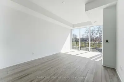 1035 Southdown Road 105, Mississauga, On L5j 0a2