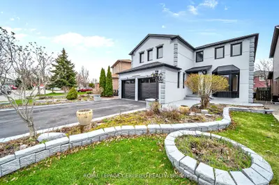 6062 Prairie Circle, Mississauga, On L5n 5c5