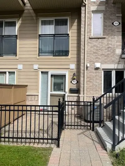 4975 Southampton Drive 143, Mississauga, On L5m 8c8