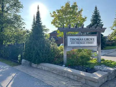 2555 Thomas Street 1, Mississauga, On L5m 5p6