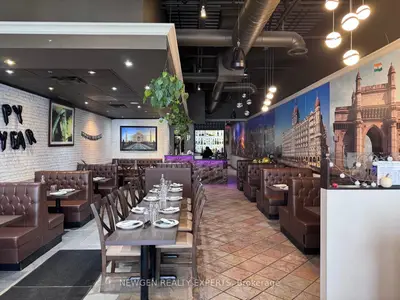 2525 Hampshire Gate, Oakville, On L6h 6c8