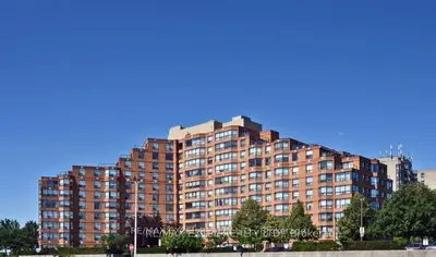 6 Humberline Drive 708, Toronto W10, On M9w 6x8