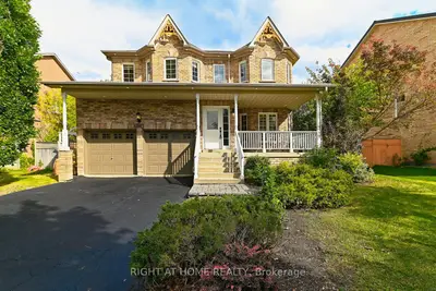6843 Campbell Settler Court E, Mississauga, On L5w 1b3