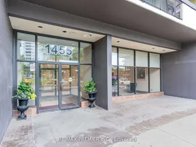 1455 Lawrence Avenue W 2004, Toronto, On M6l 1b1
