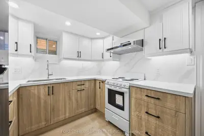 54 Gwynne Avenue Basement, Toronto W01, On M6k 2c4