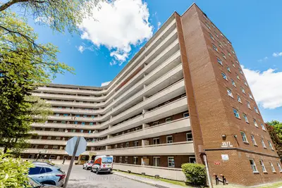 3577 Derry Road E 906, Mississauga, On L4t 1b3