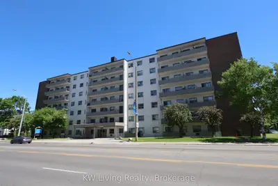 480 Lakeshore Road E 309, Mississauga, On L5g 1j2