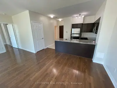208 Enfield Place 702, Mississauga, On L5b 0g8