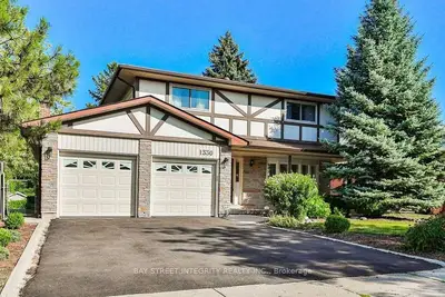 1330 Grand Boulevard, Oakville, On L6h 2x6