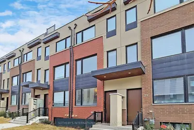 27 Thomas Mulholland Drive, Toronto, On M3k 0a8
