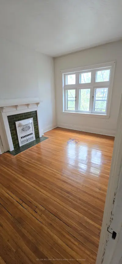 99 Roncesvalles Avenue 2, Toronto W01, On M6r 2k9