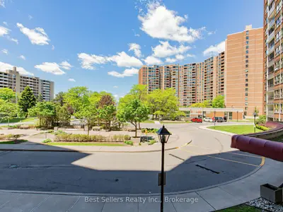 #208 627 The West Mall, Toronto W08, On, M9c 4x5