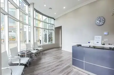 1065 Canadian Place 126, Mississauga, On L4w 0c2