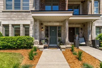 80 Parrotta Drive 120, Toronto W05, On M9m 0e6