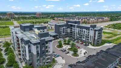 #121 102 Grovewood Common, Oakville, On, L6h 0x2