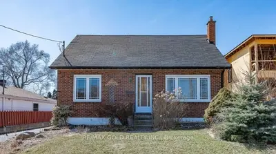 248 Felan Avenue, Oakville, On L6k 2x6