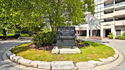 1 Rowntree Road 1215, Toronto W10, On M9v 5g7