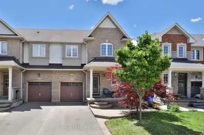 641 Murray Meadows Place, Milton, On L9t 8l7